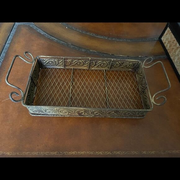 MAIL PAPER inbox tray or wire basket! - Picture 5 of 13